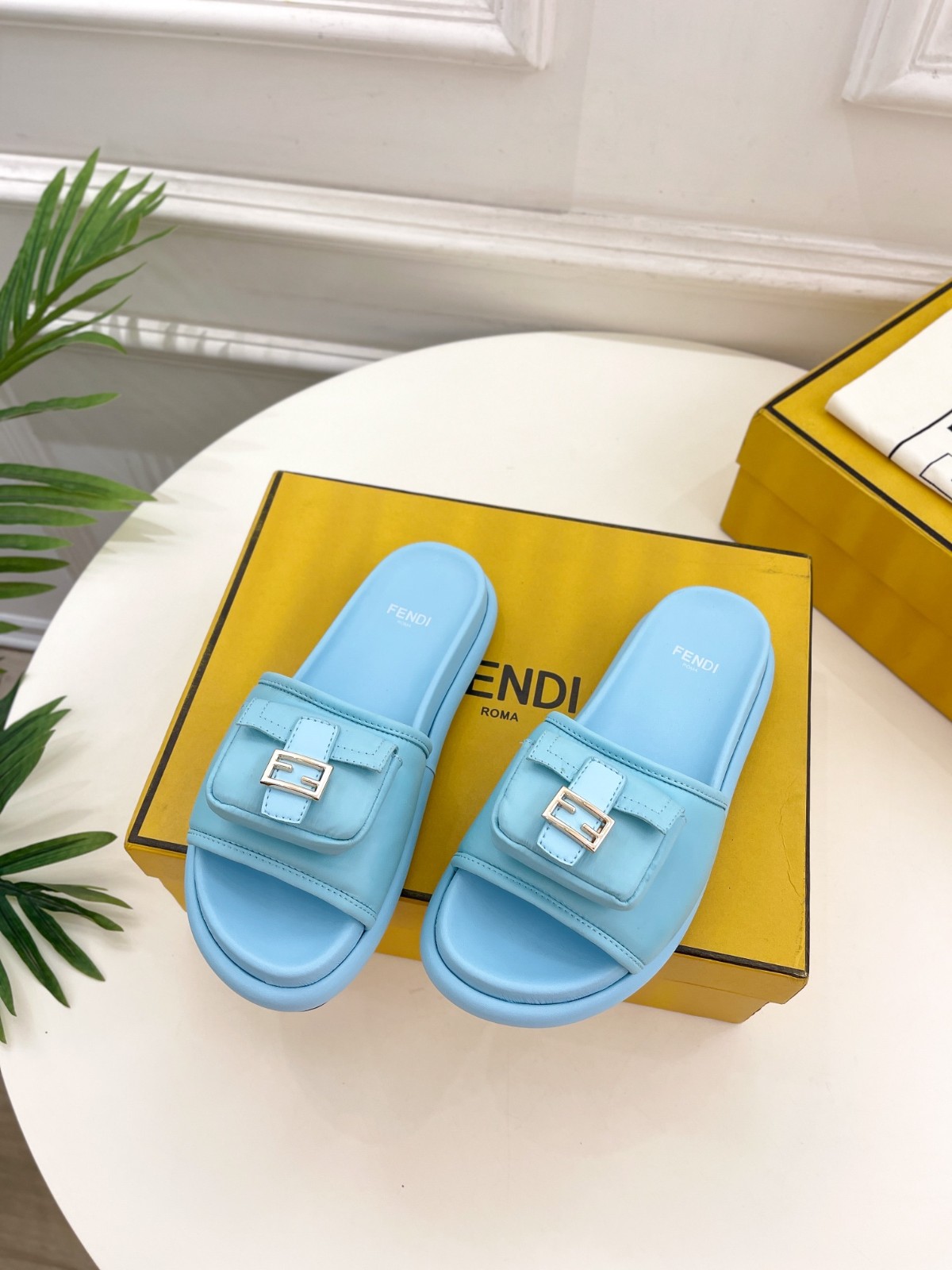 051 29123125 SIZE 35-41