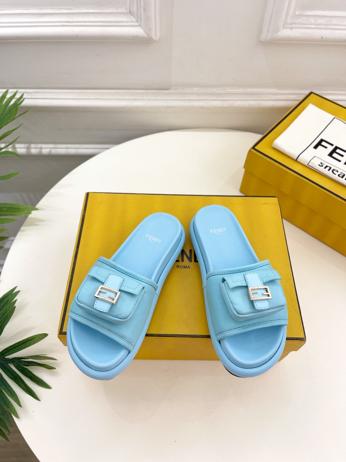 051 29123125 SIZE 35-41