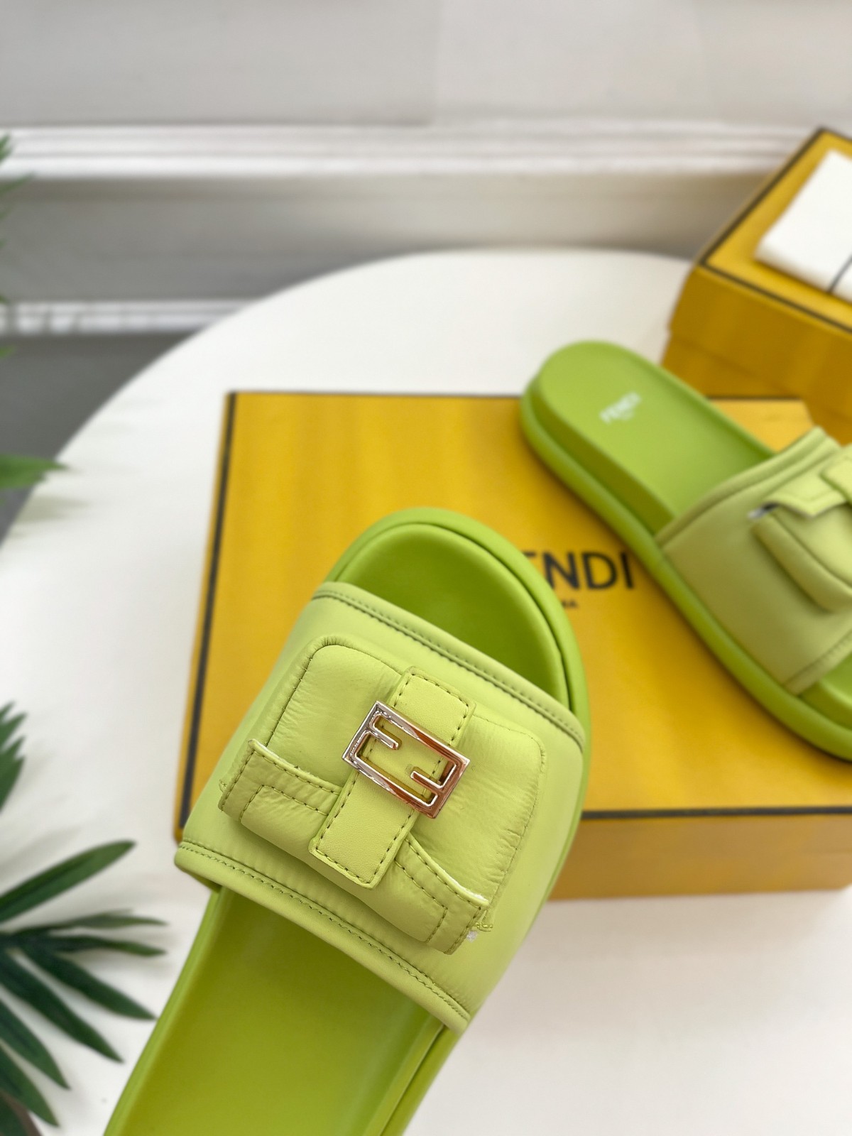 050 29123125 SIZE 35-41