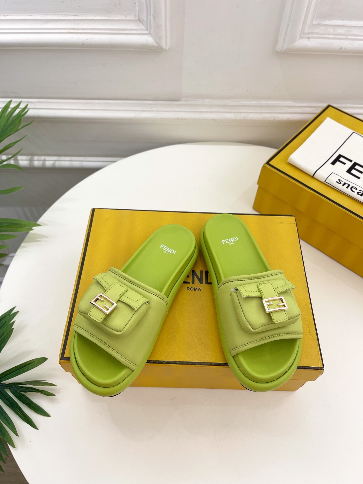 050 29123125 SIZE 35-41