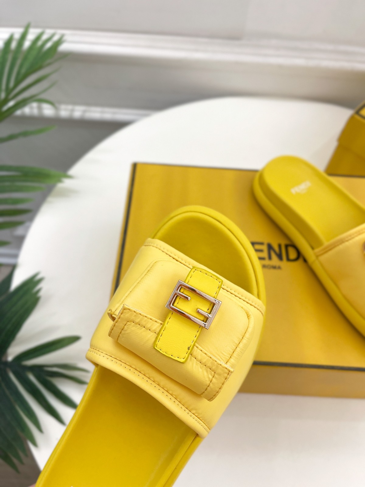 049 29123125 SIZE 35-41