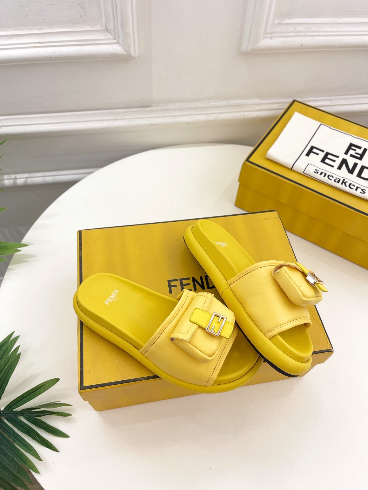 049 29123125 SIZE 35-41