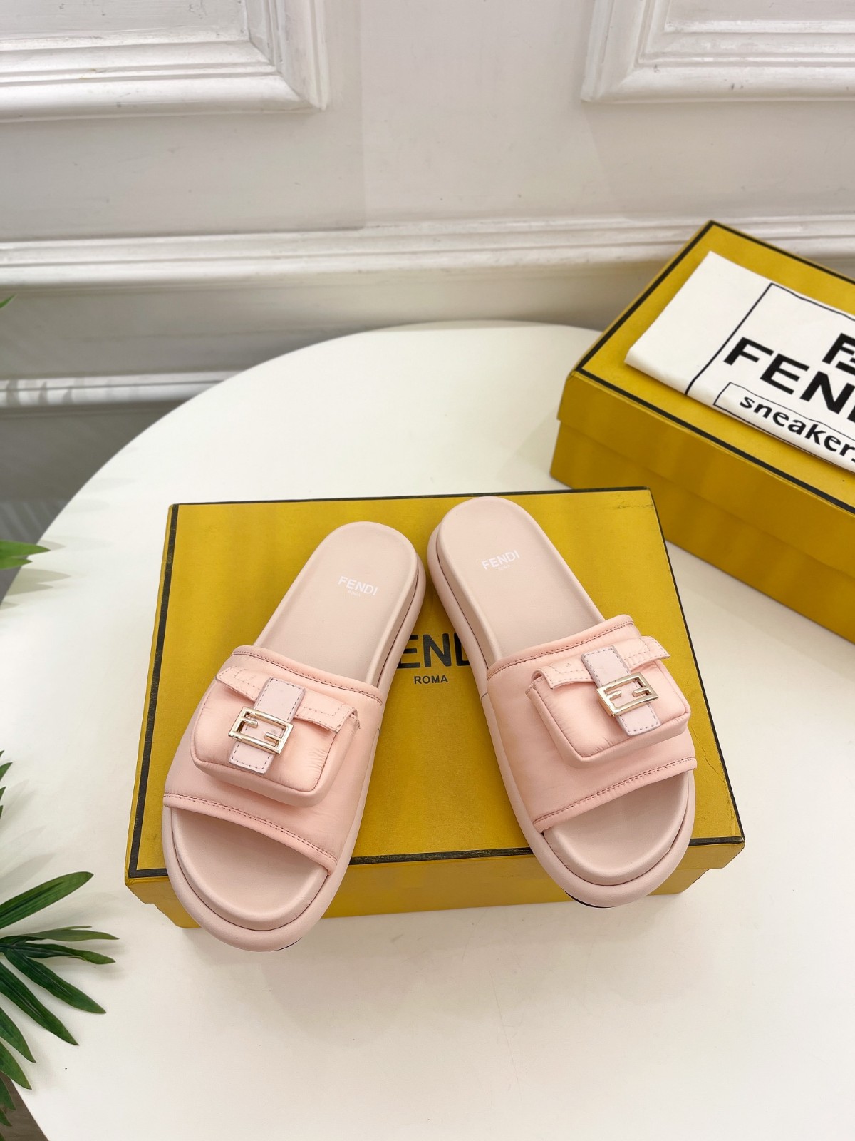 048 29123125 SIZE 35-41