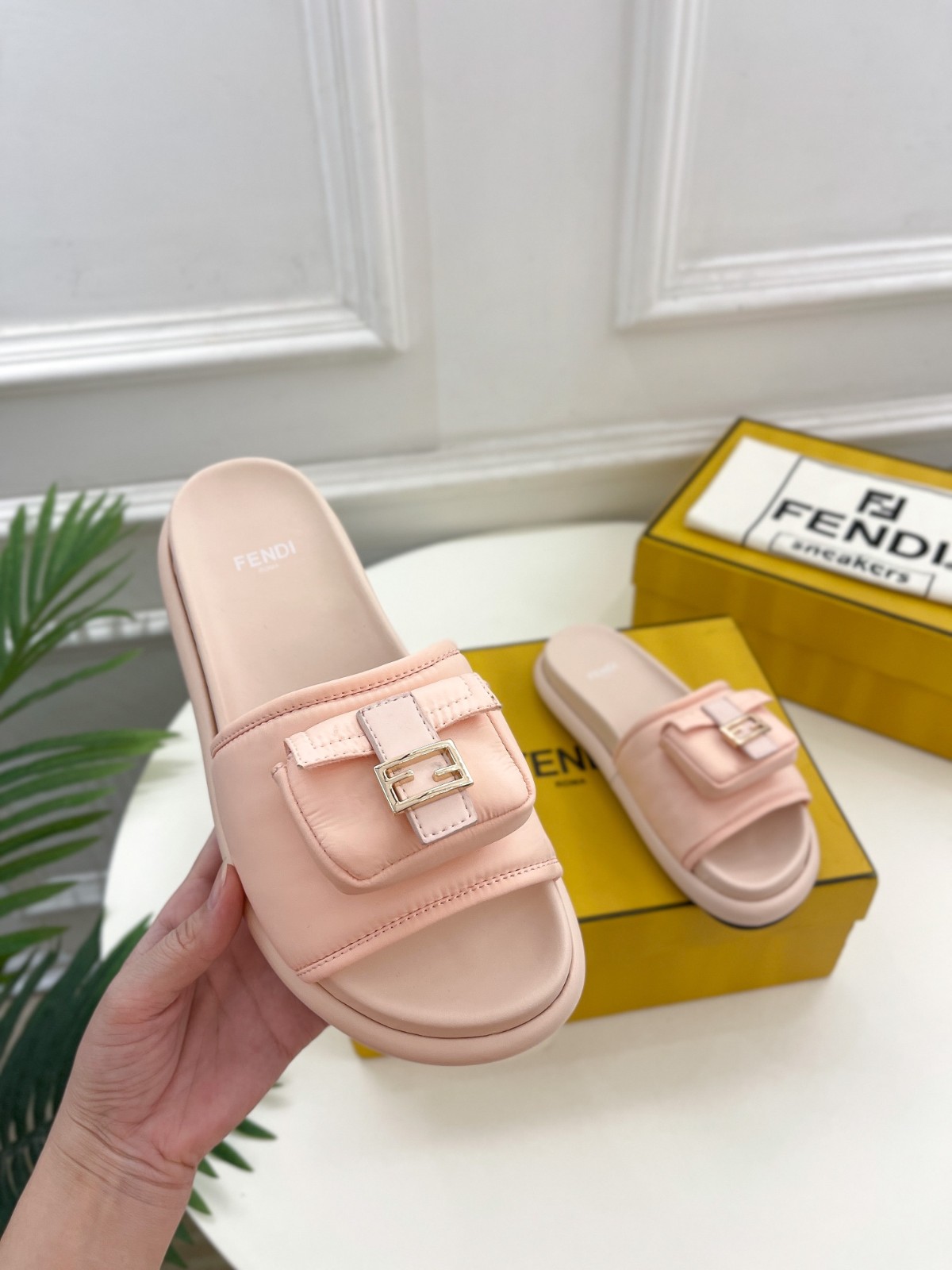 048 29123125 SIZE 35-41