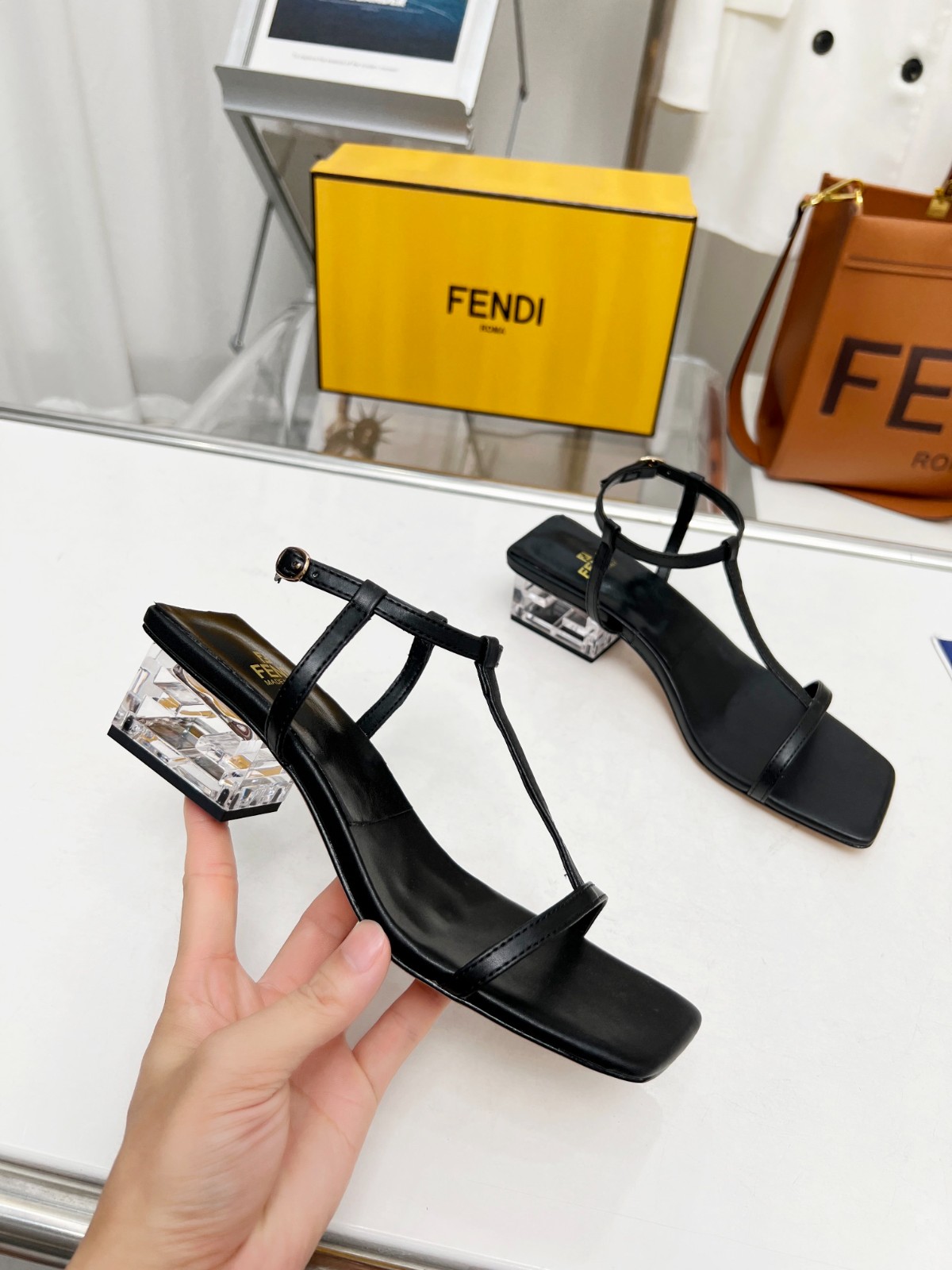 034 26123095 SIZE 35-42