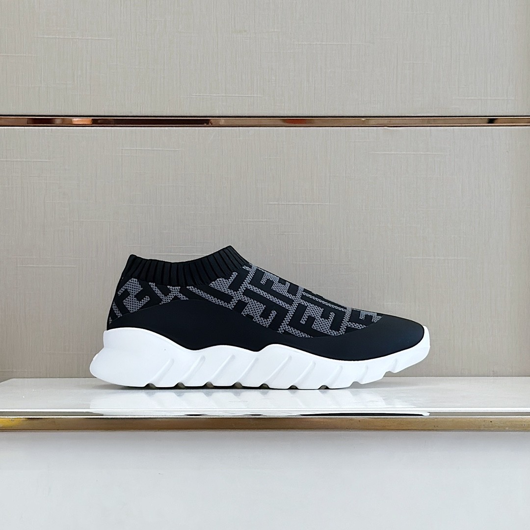 033 36123118 SIZE 38-45