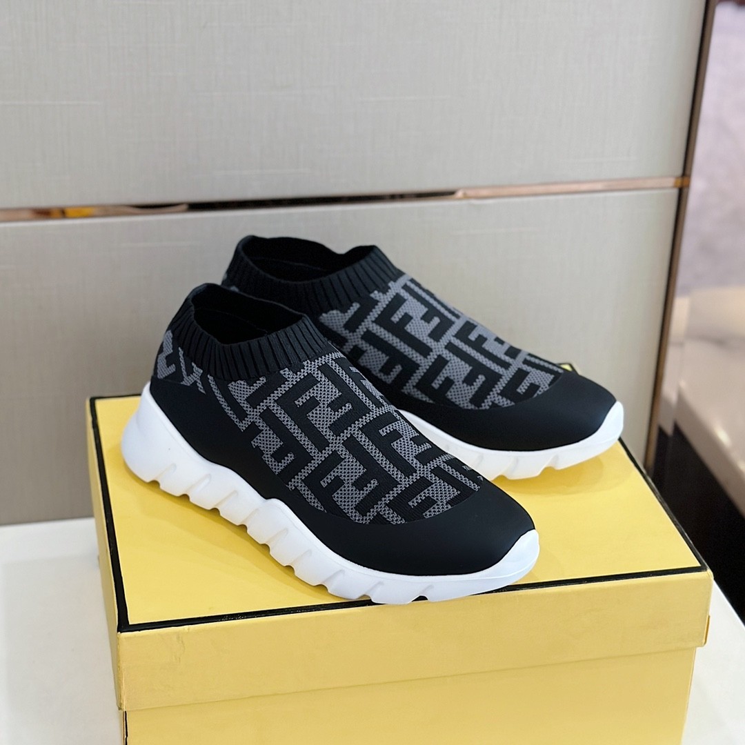 033 36123118 SIZE 38-45