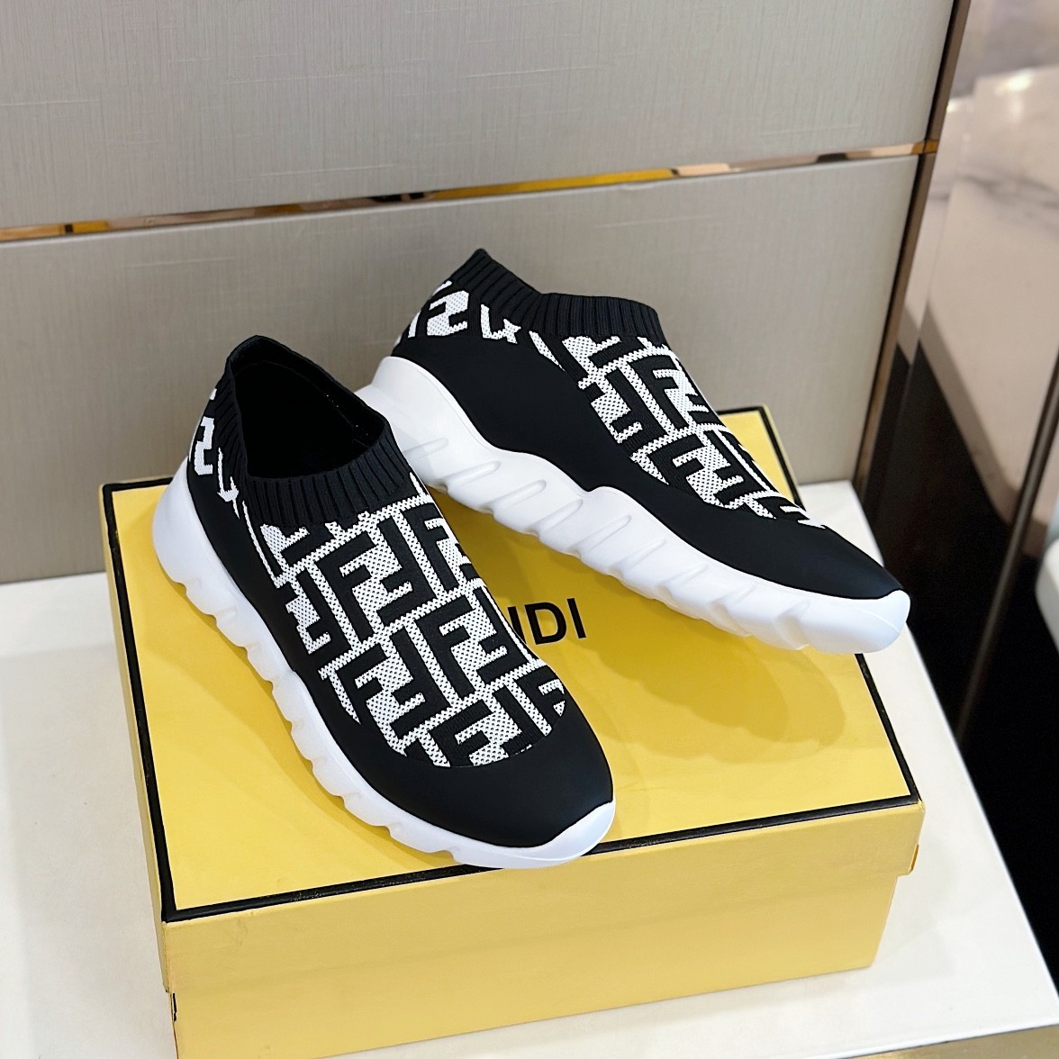 032 36123118 SIZE 38-45