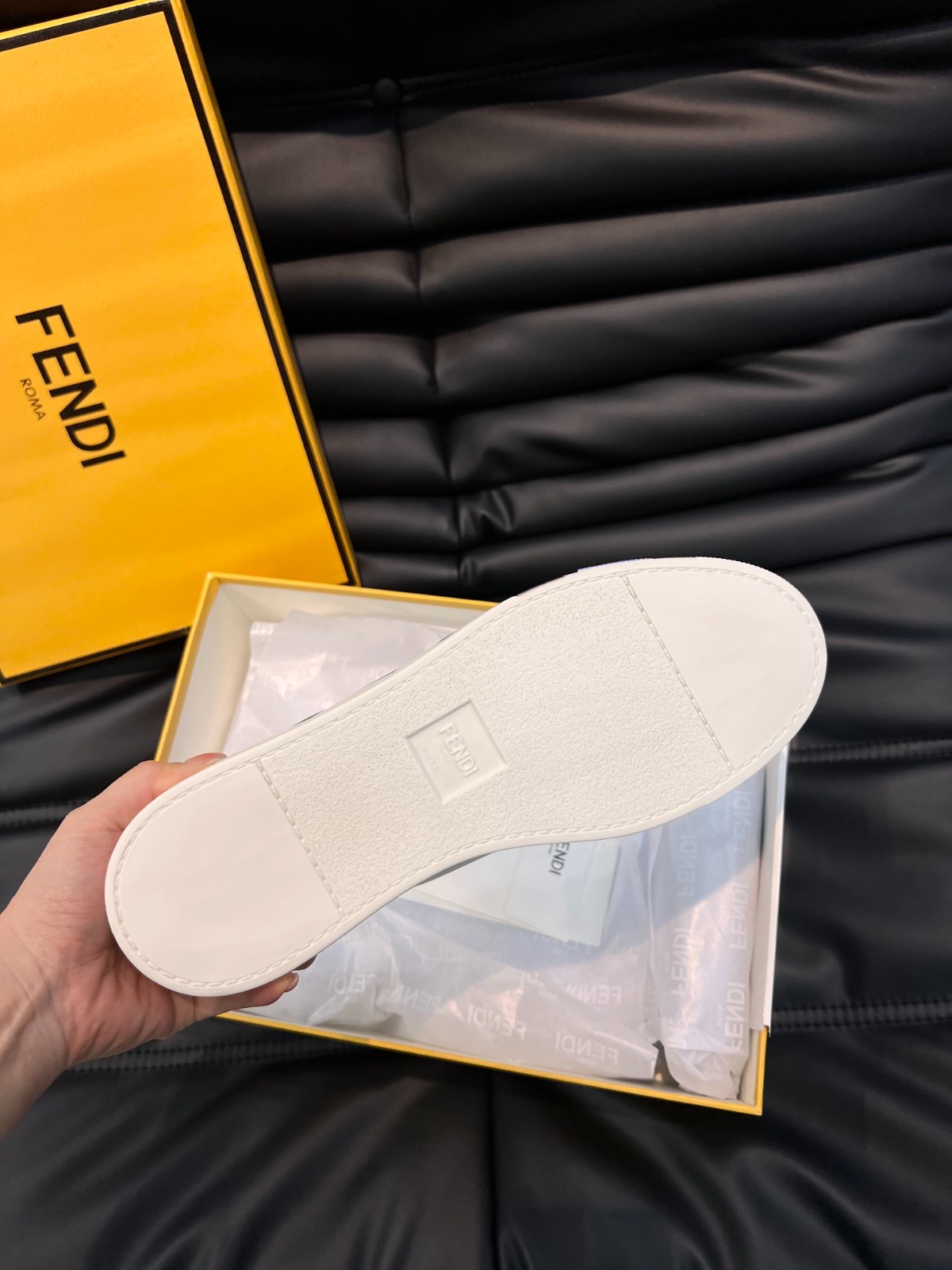 030 38123123 SIZE 348-46