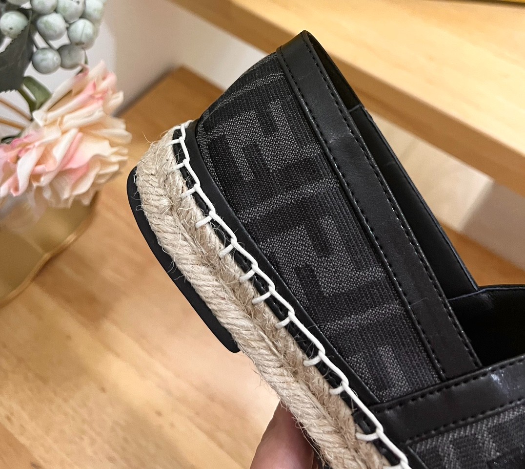 102 26123099 SIZE 35-45