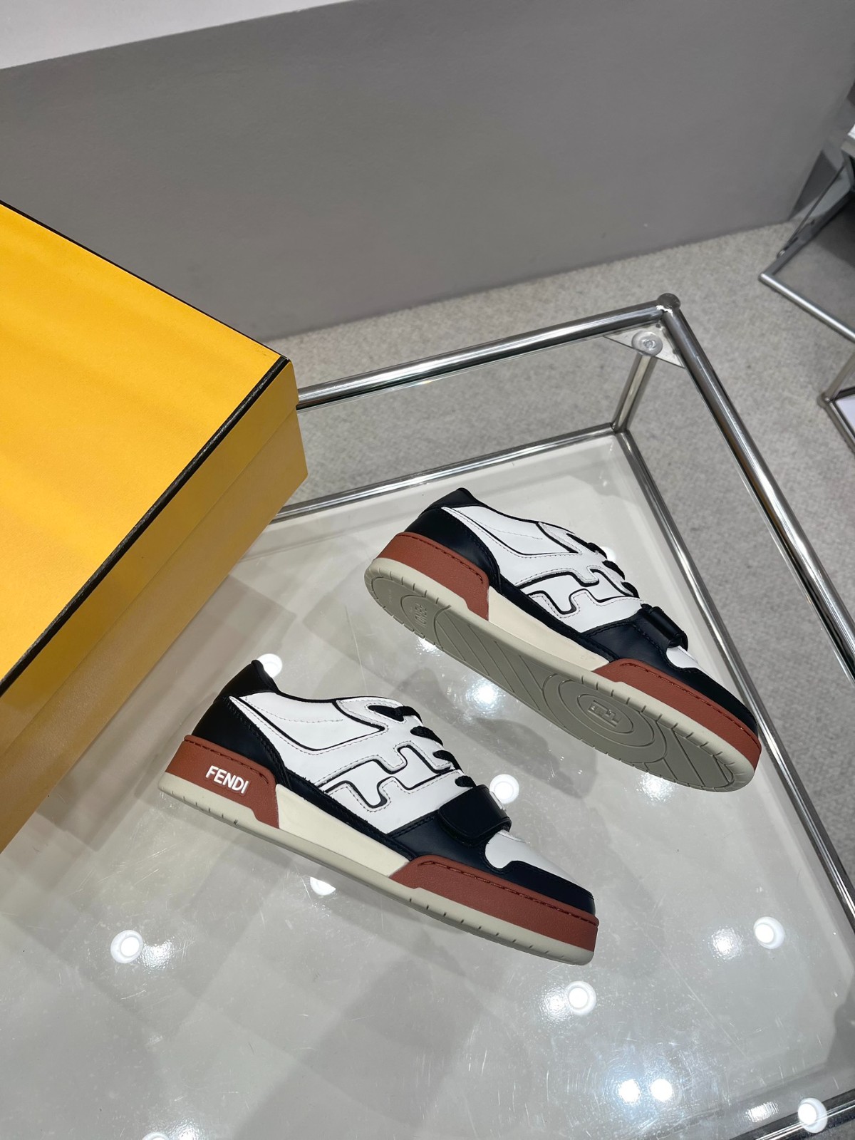 098 39123125 SIZE 35-45