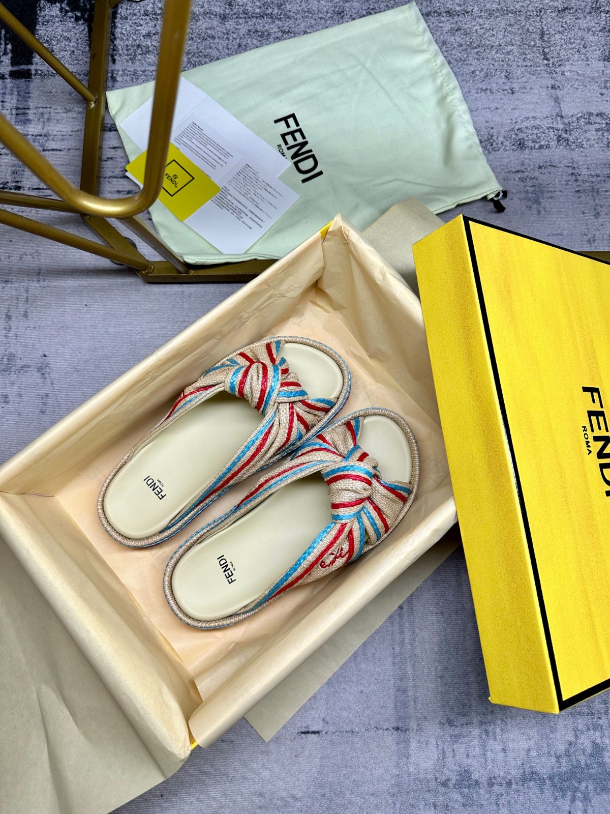 077 SIZE 35-45