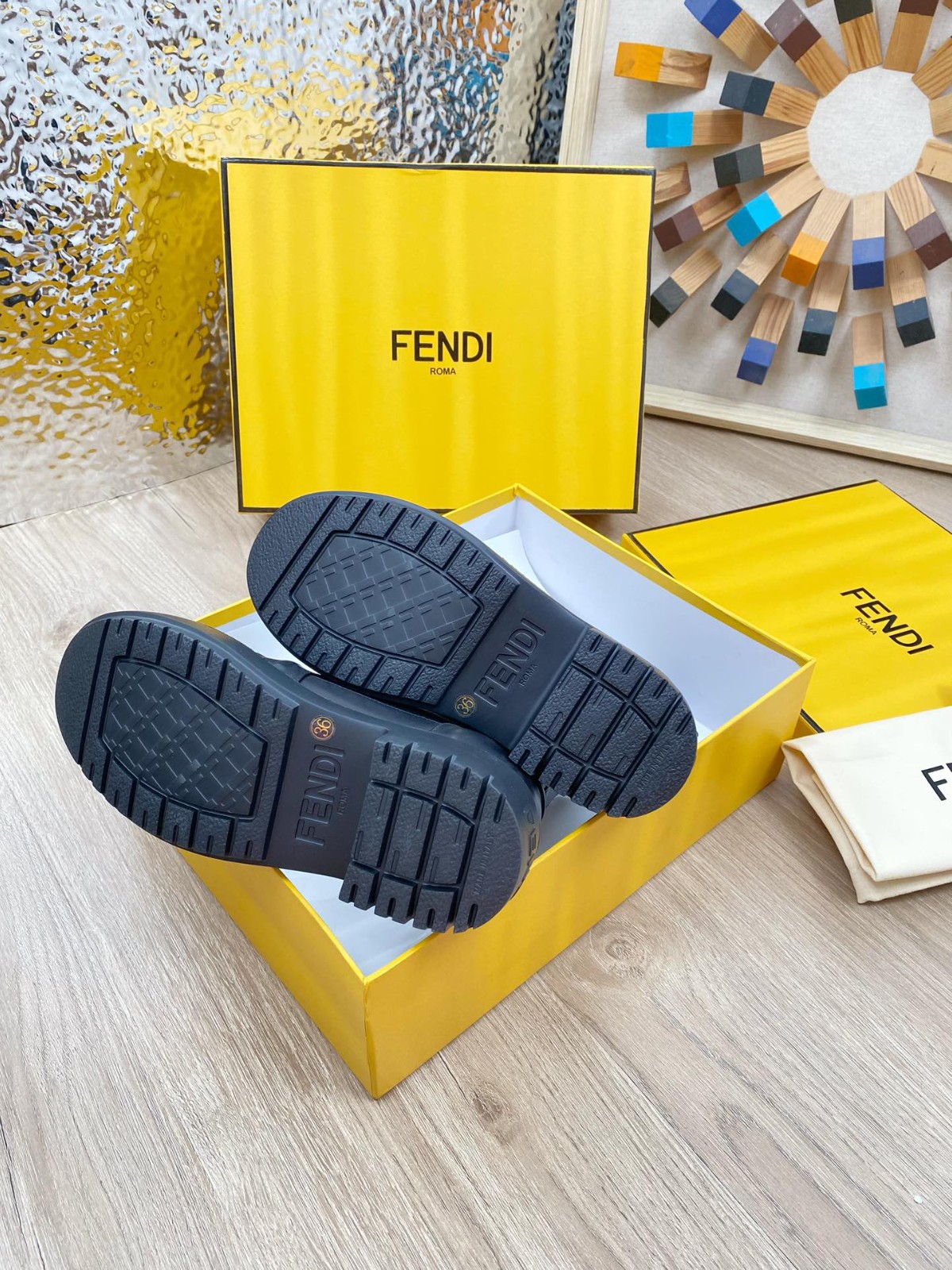 044 38123123 SIZE 35-41