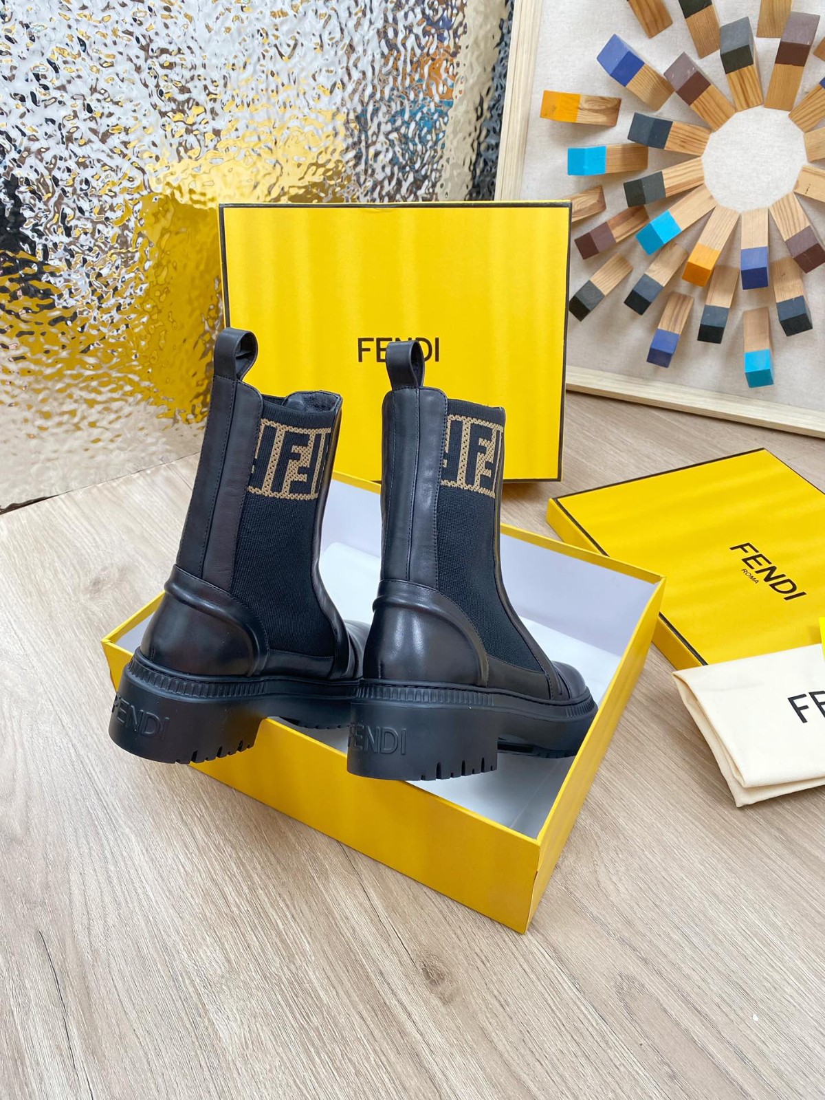 044 38123123 SIZE 35-41
