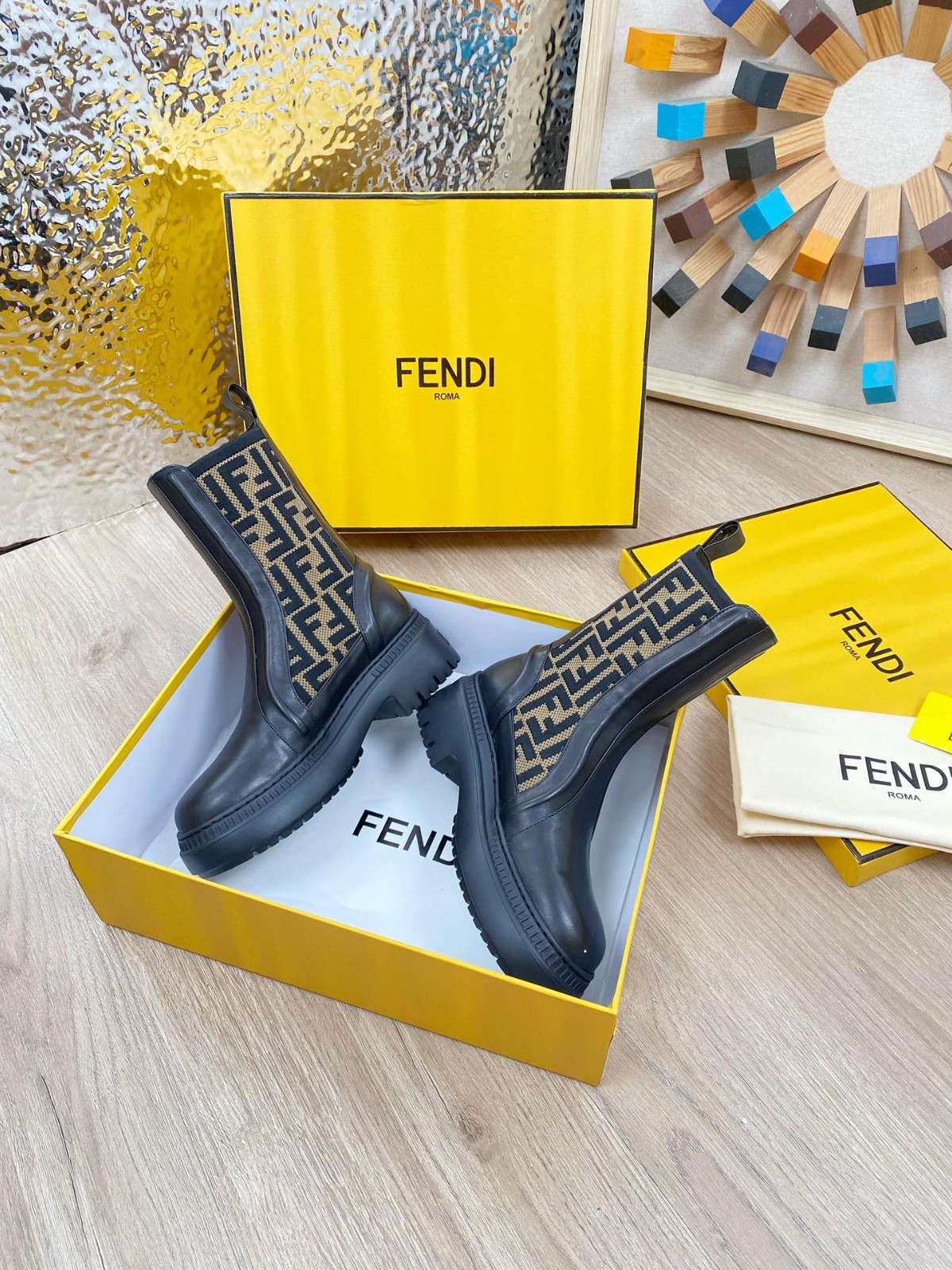 043 38123123 SIZE 35-41