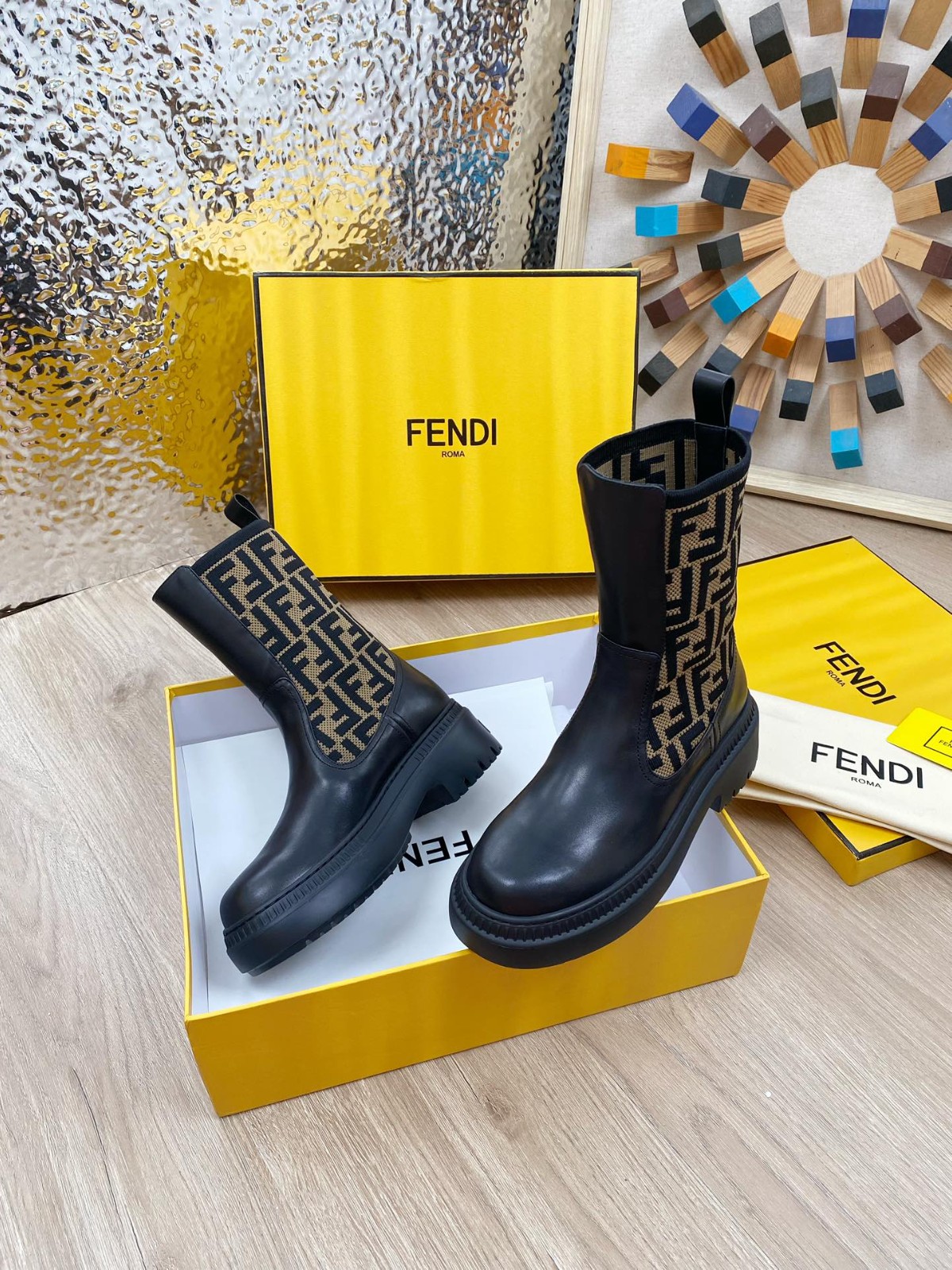 041 38123123 SIZE 35-41