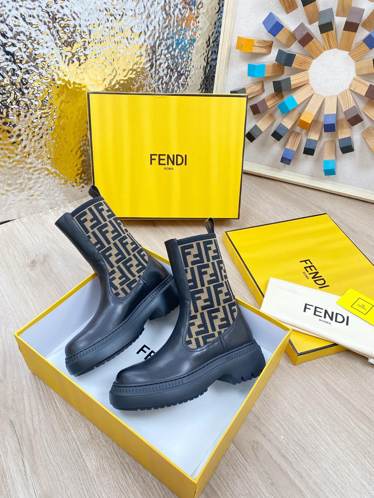 041 38123123 SIZE 35-41