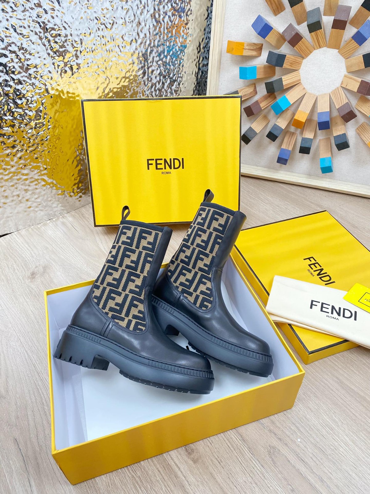 041 38123123 SIZE 35-41