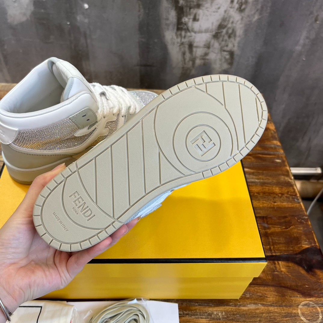 038 46123141 SIZE 35-45
