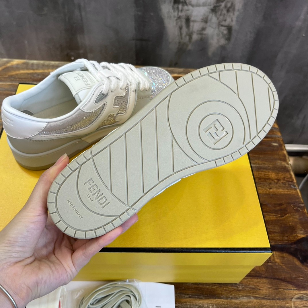 032 43123134 SIZE 35-45