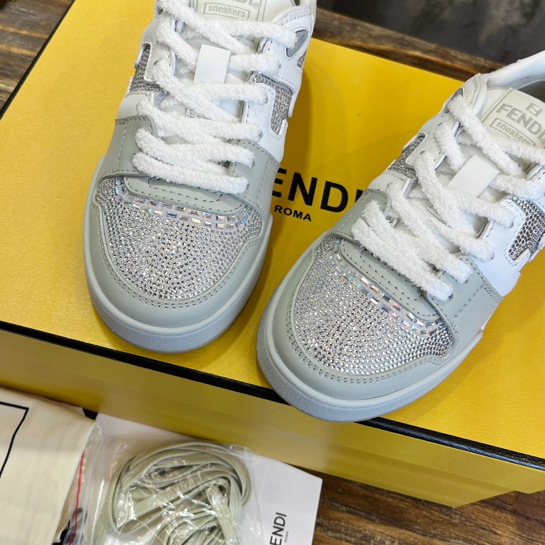 032 43123134 SIZE 35-45