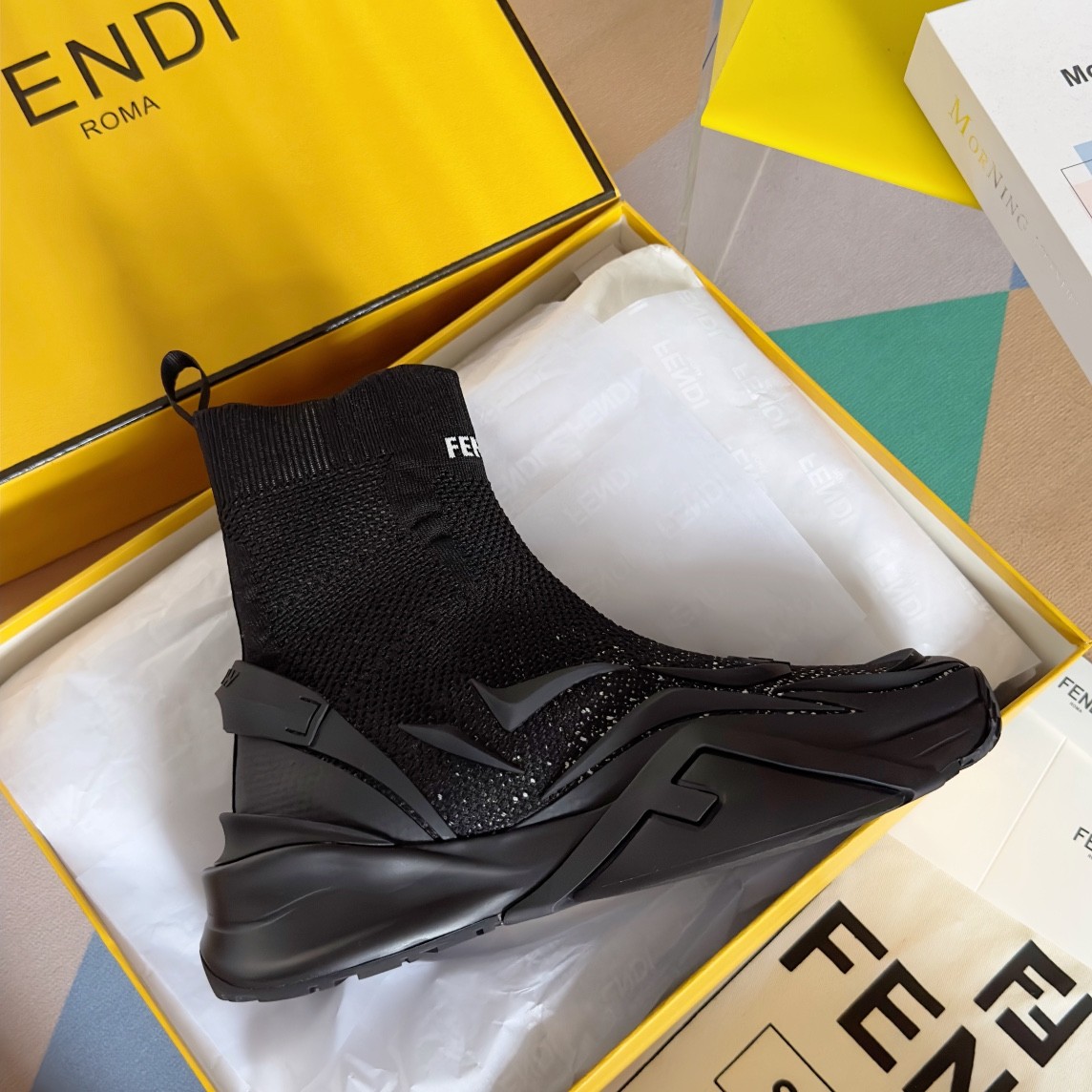 028 43123134 SIZE 35-41