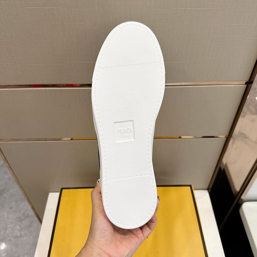 022 36123118 SIZE 38-45