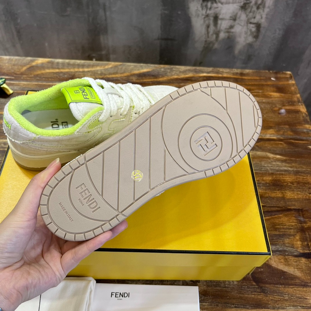 017 39123125 SIZE 35-45