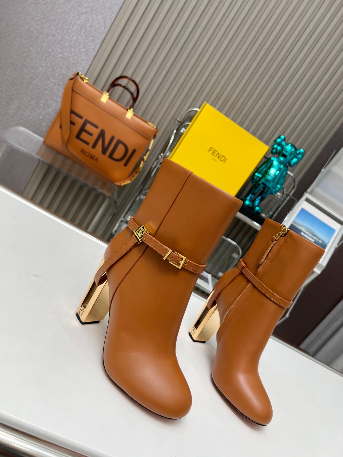 014 38123123 SIZE 35-43