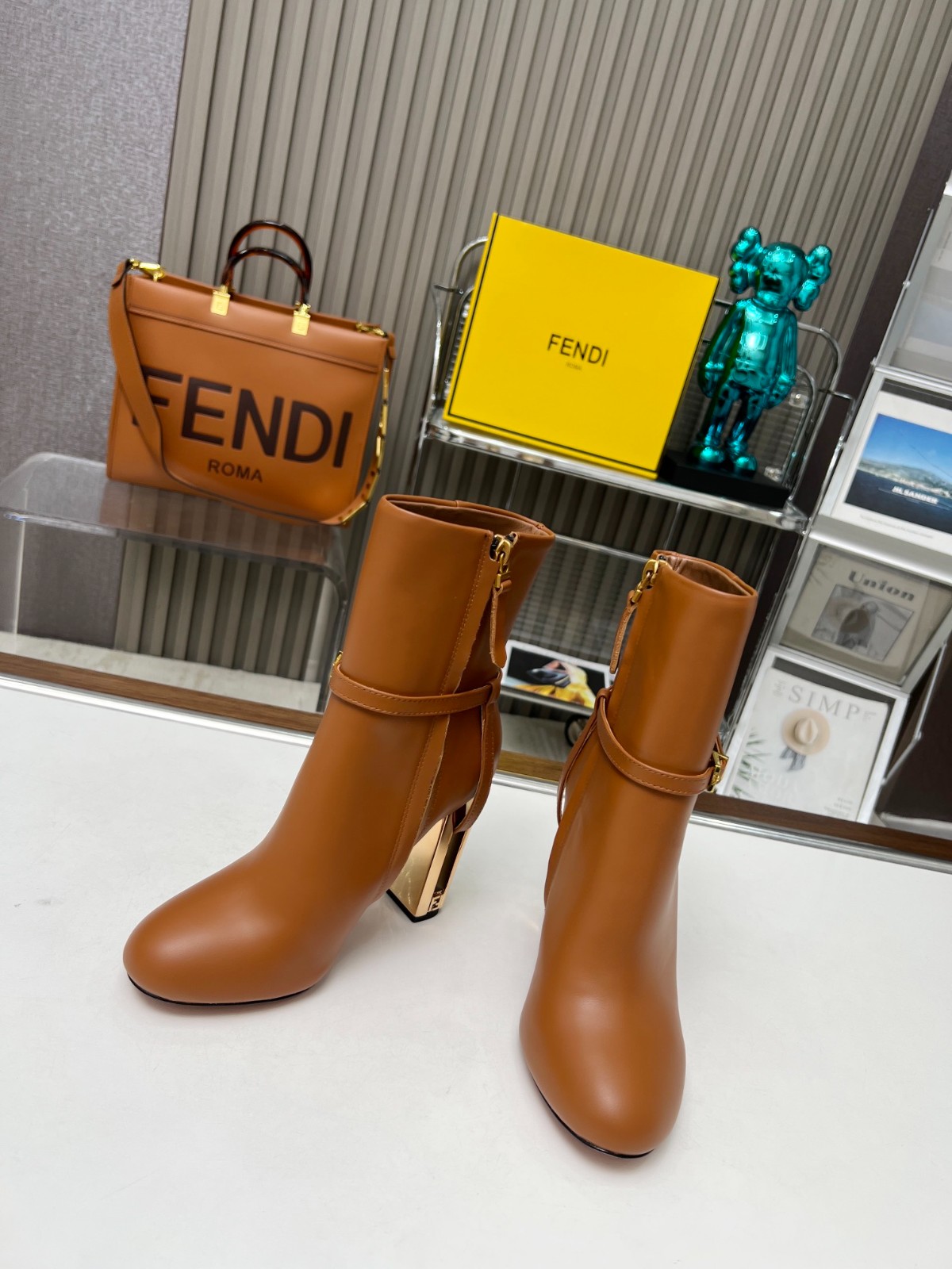 014 38123123 SIZE 35-43