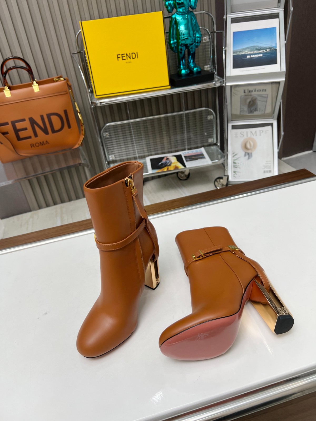 014 38123123 SIZE 35-43