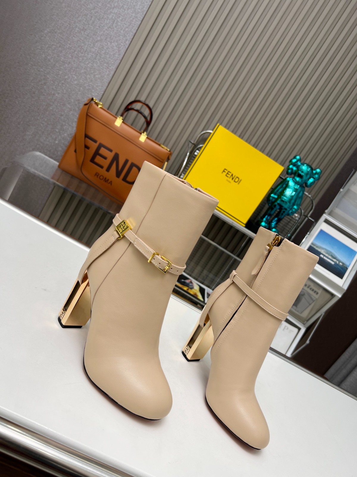 013 38123123 SIZE 35-43