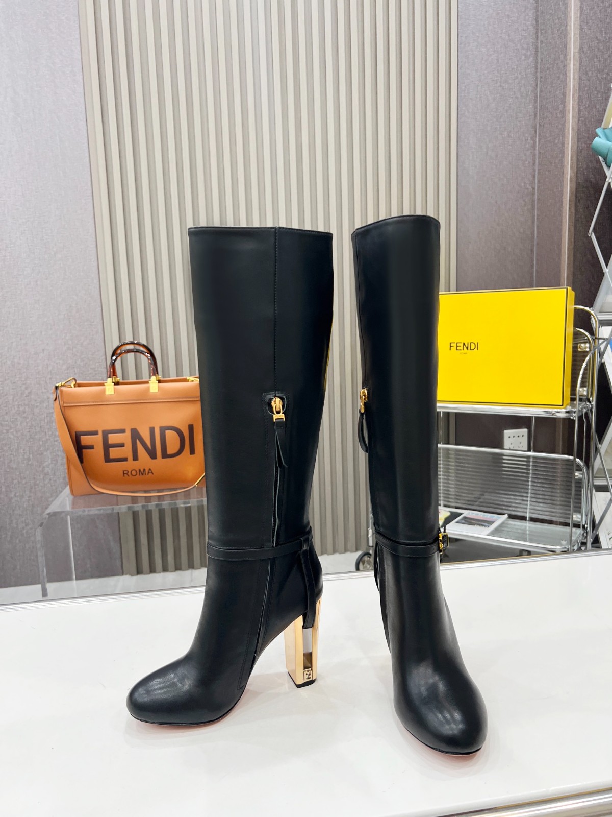 011 55123162 SIZE 35-43