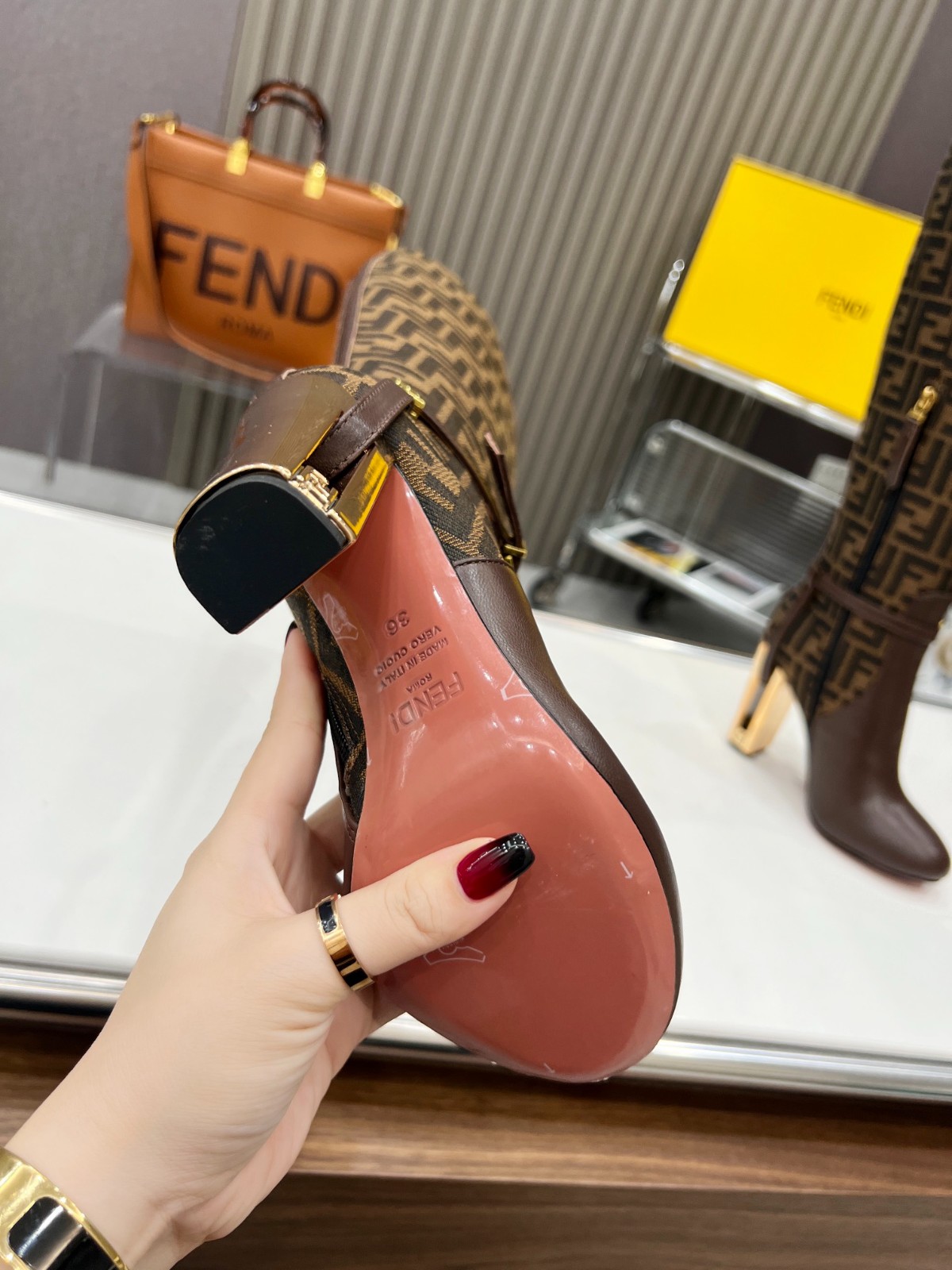 005 55123162 SIZE 35-43