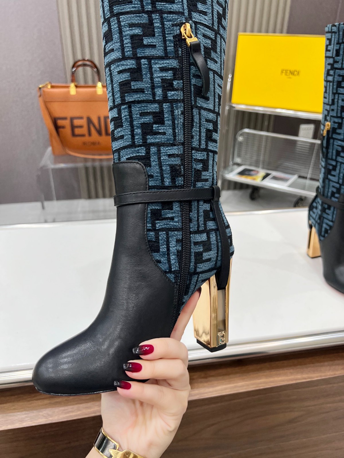 004 55123162 SIZE 35-43