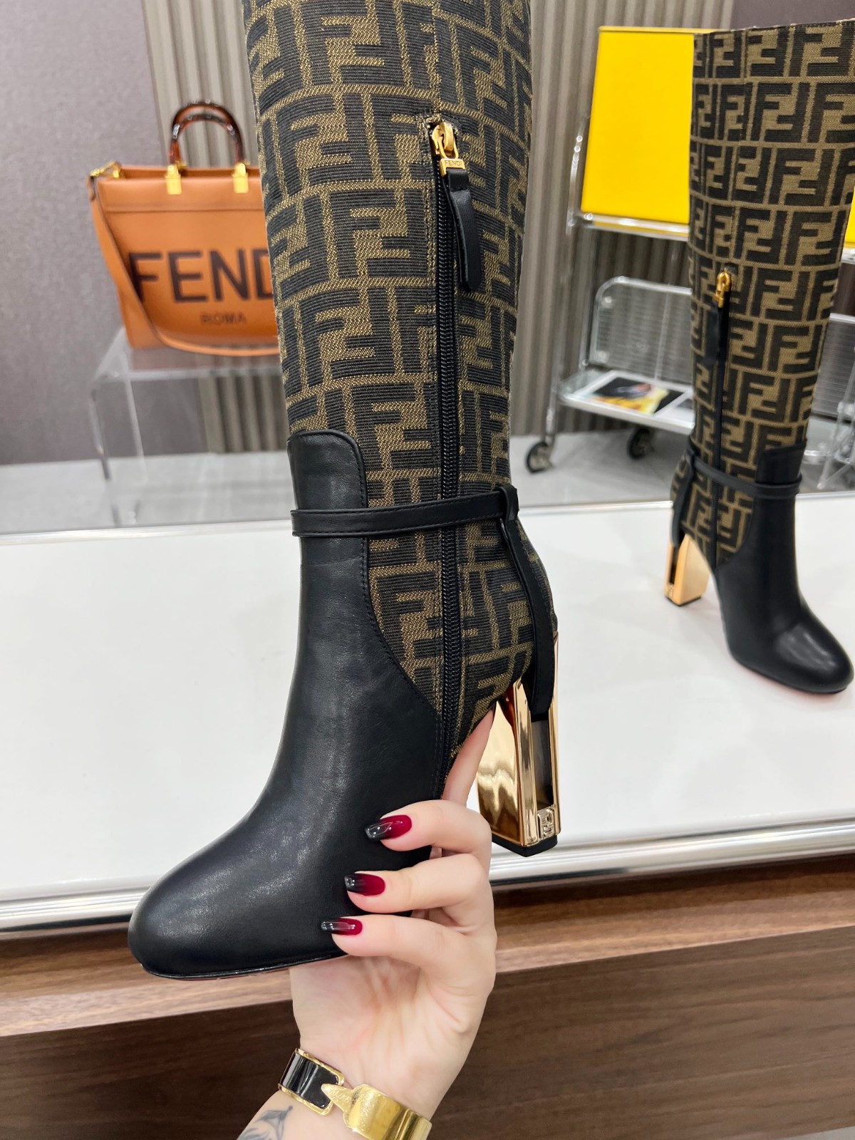 003 55123162 SIZE 35-43