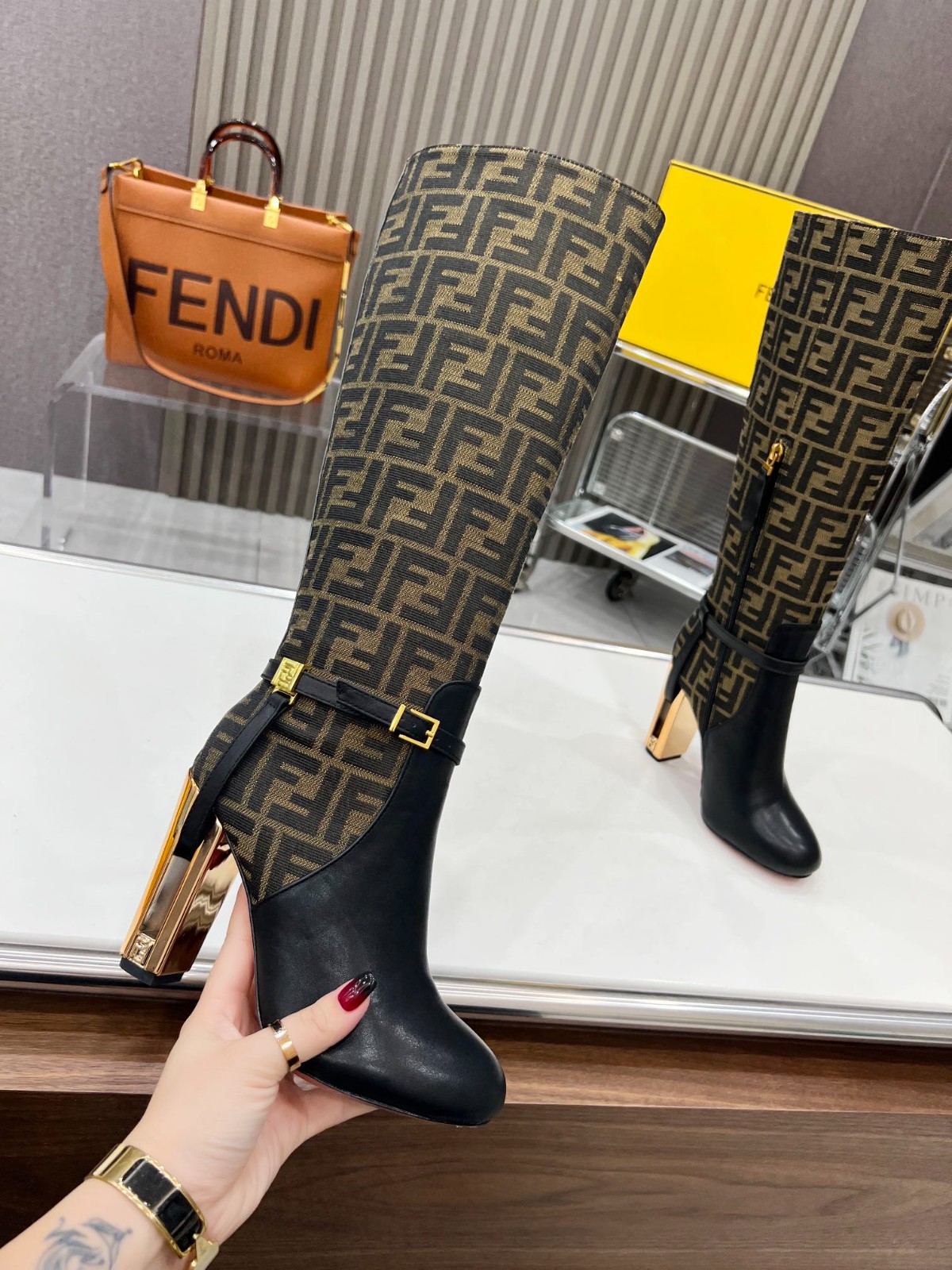 003 55123162 SIZE 35-43