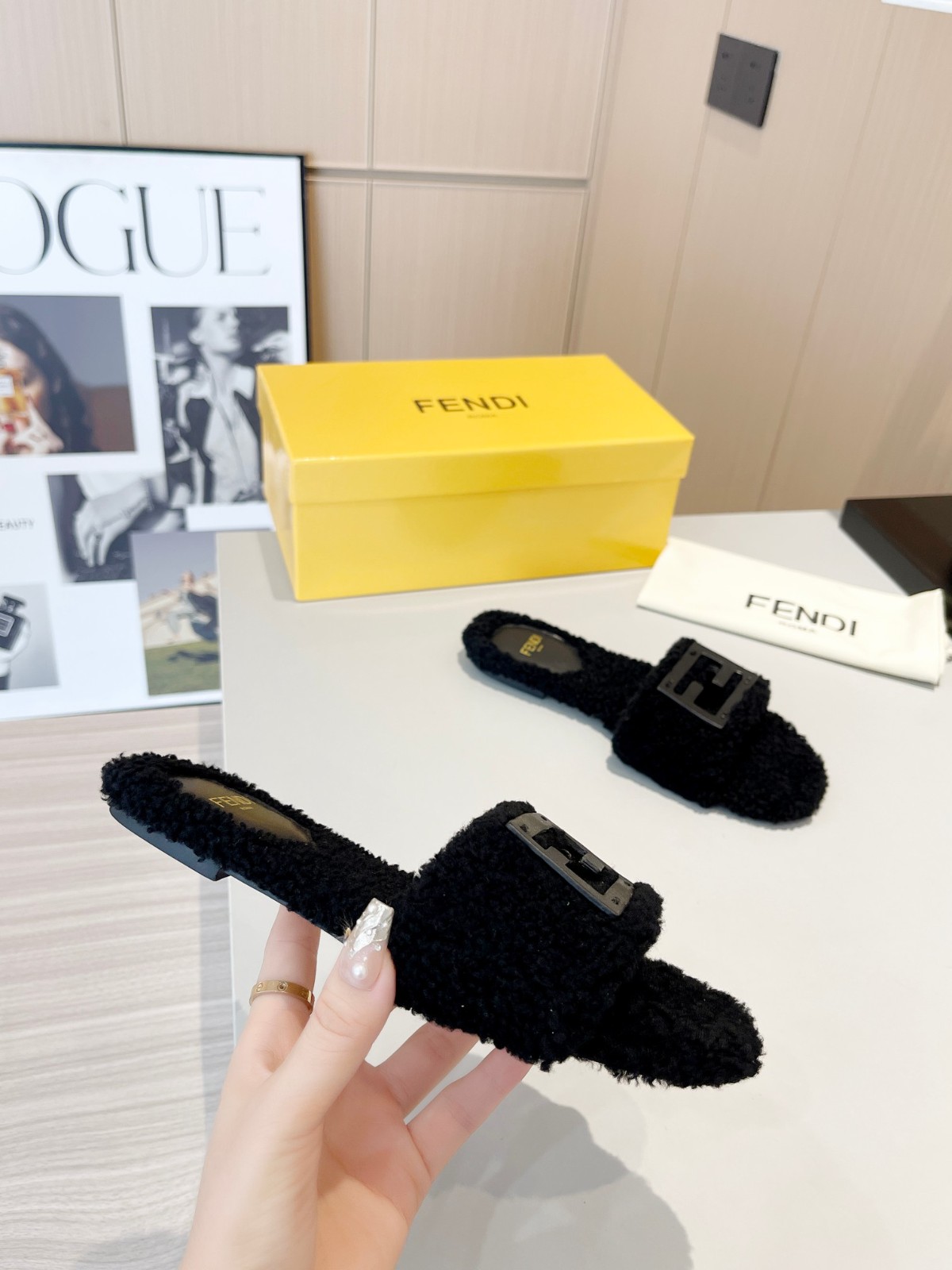 107 22123086 SIZE 35-43