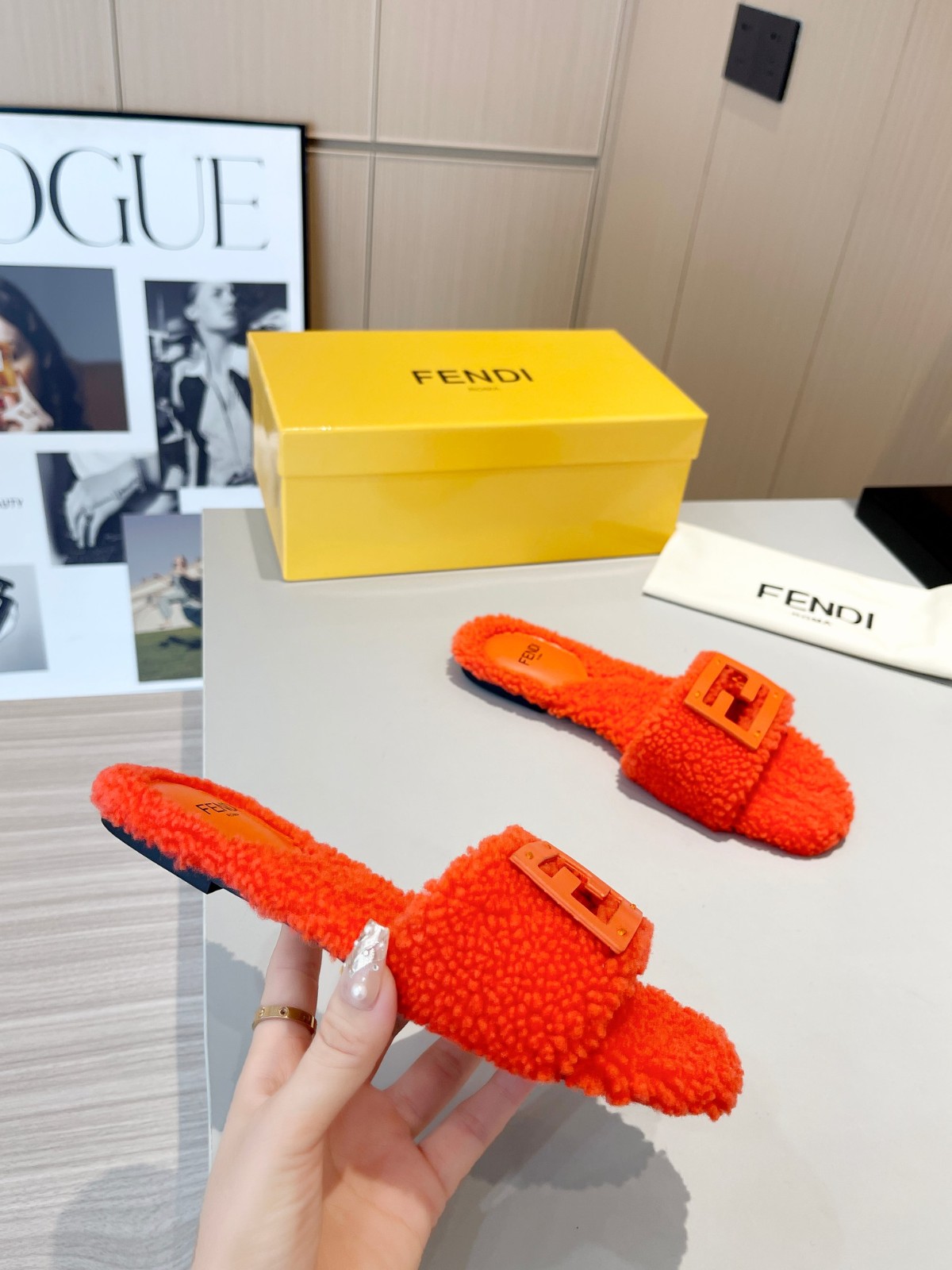 105 22123086 SIZE 35-43