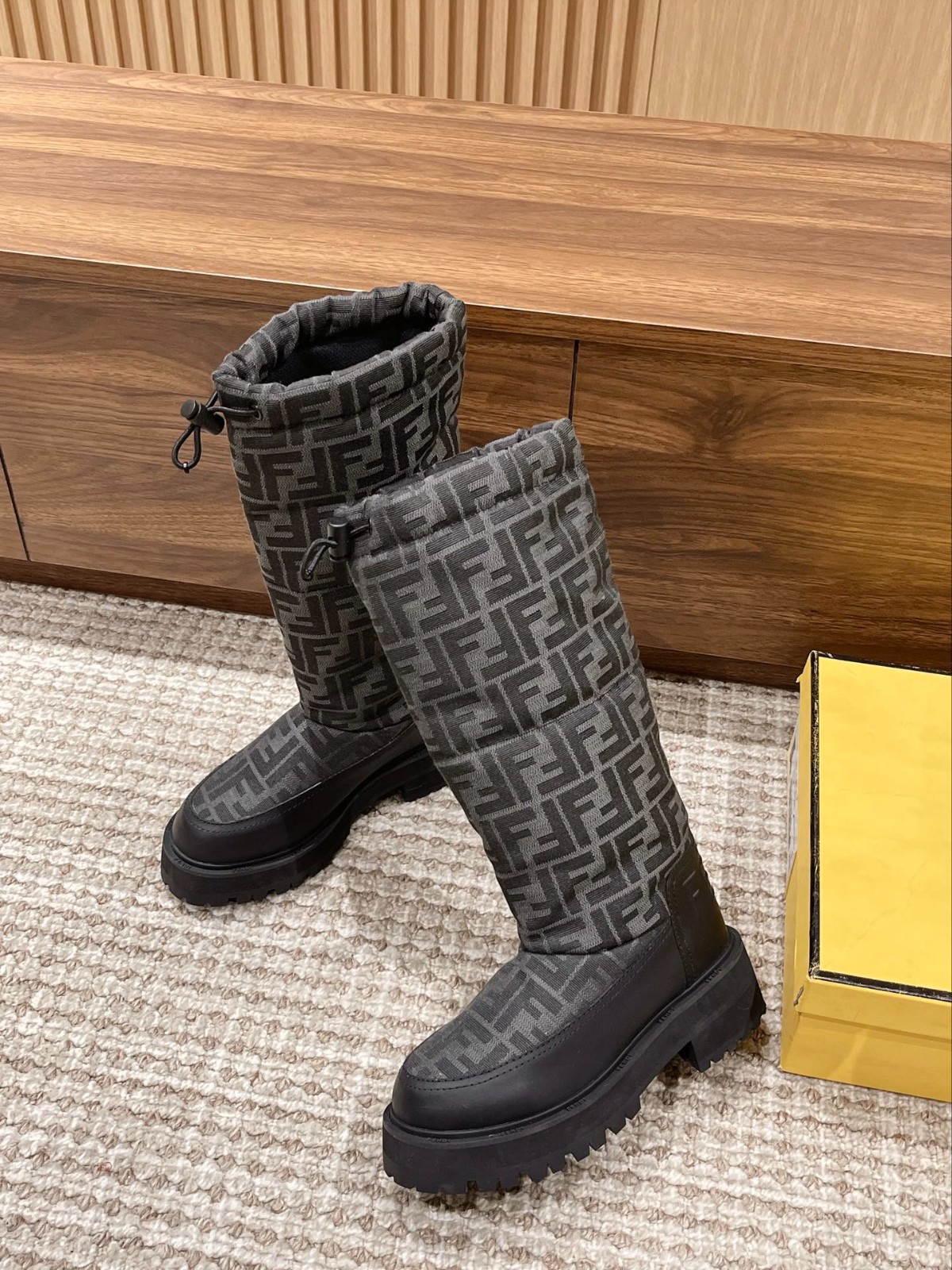 093 43123134 SIZE 35-40
