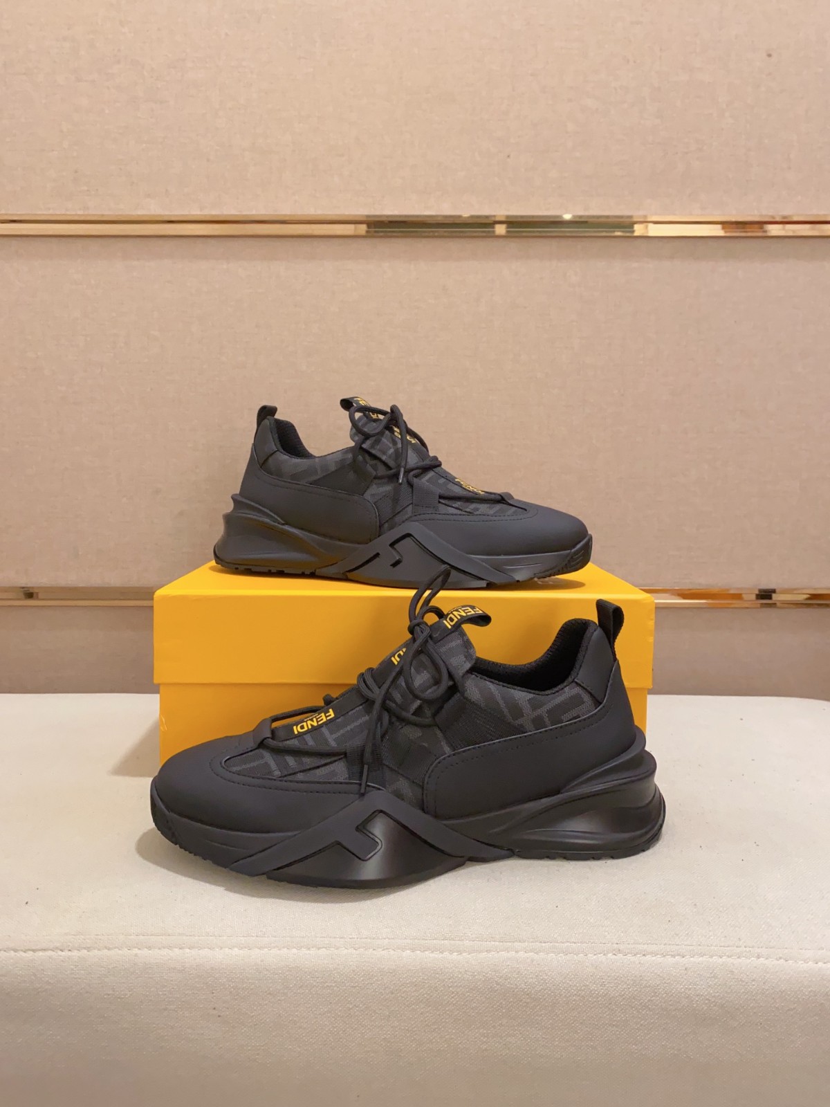 081 32123109 SIZE 38-45