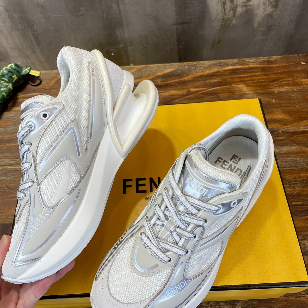 077 38123123 SIZE 35-40