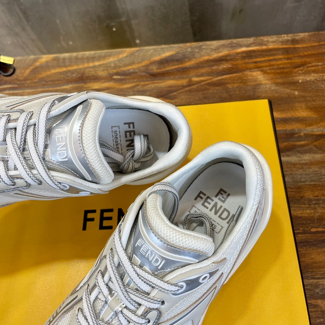 077 38123123 SIZE 35-40