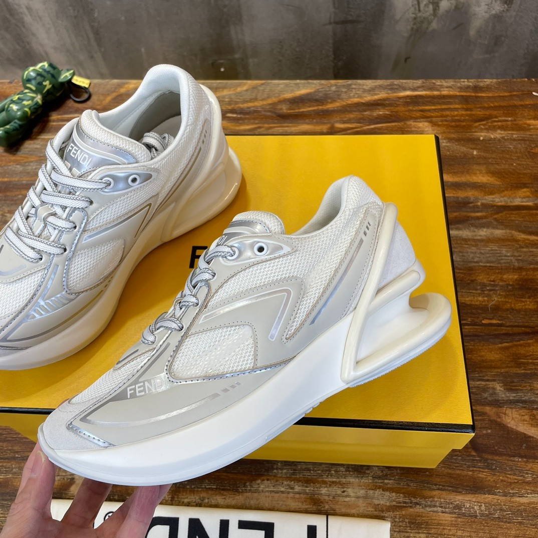 077 38123123 SIZE 35-40