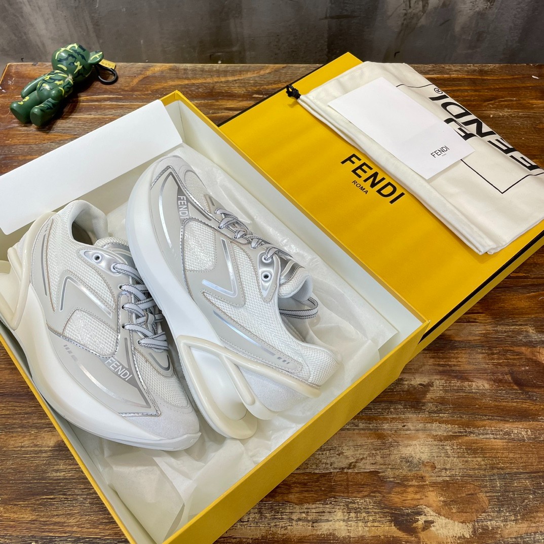 077 38123123 SIZE 35-40