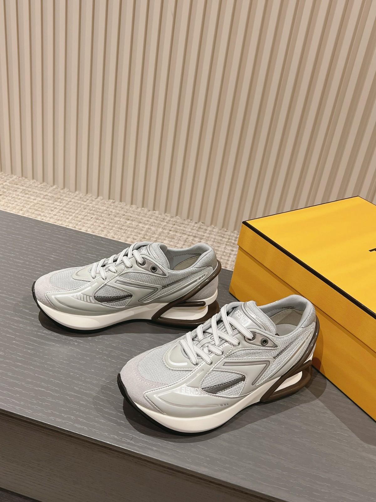 071 39123125 SIZE 35-40
