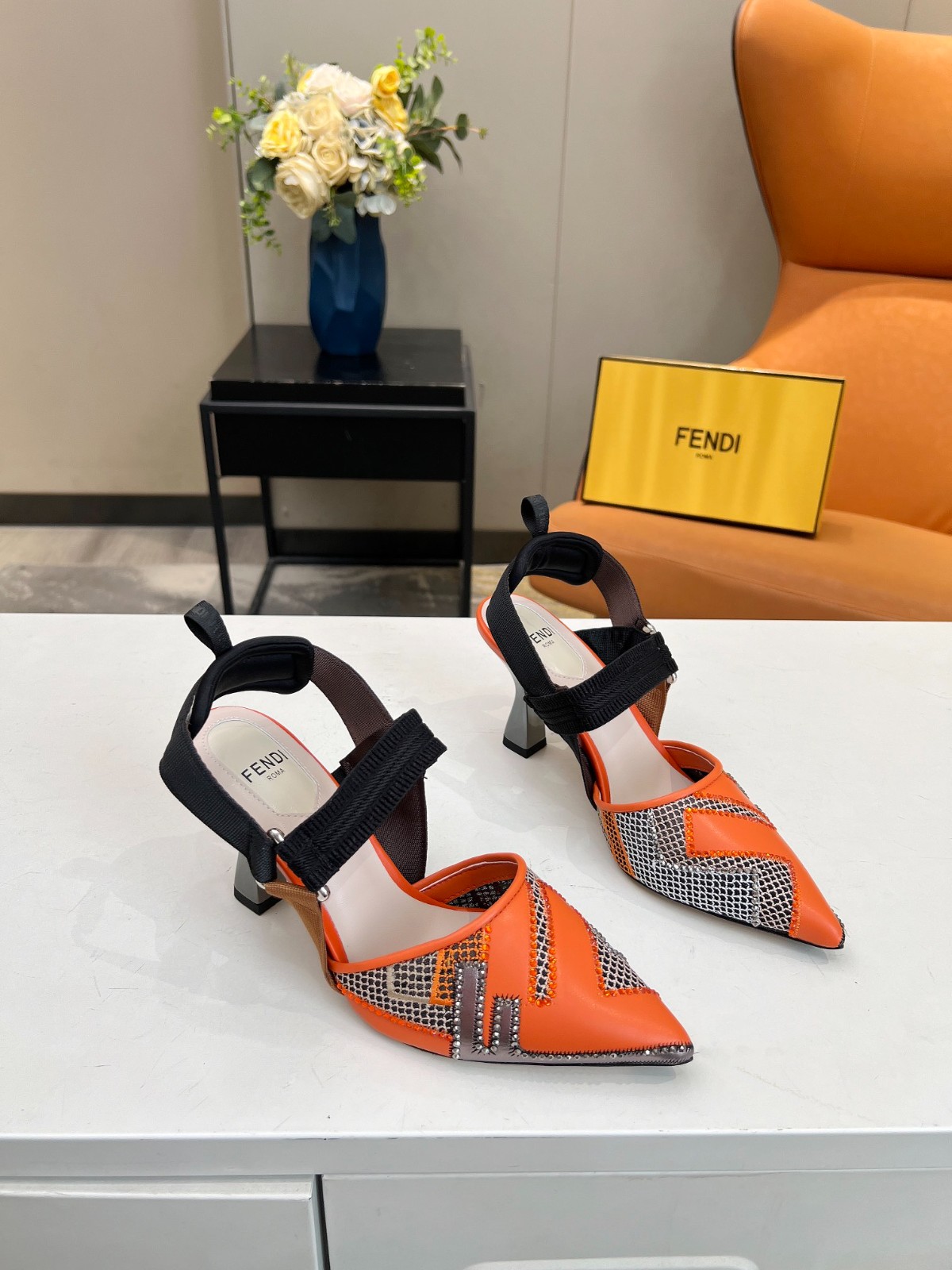 038 30123104 SIZE 35-42