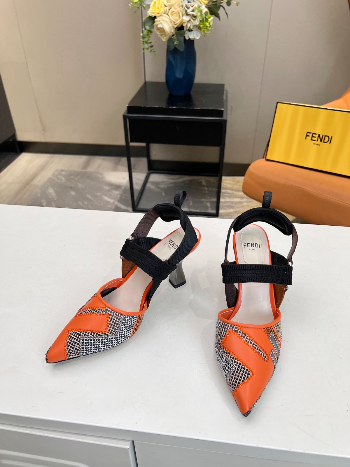 038 30123104 SIZE 35-42