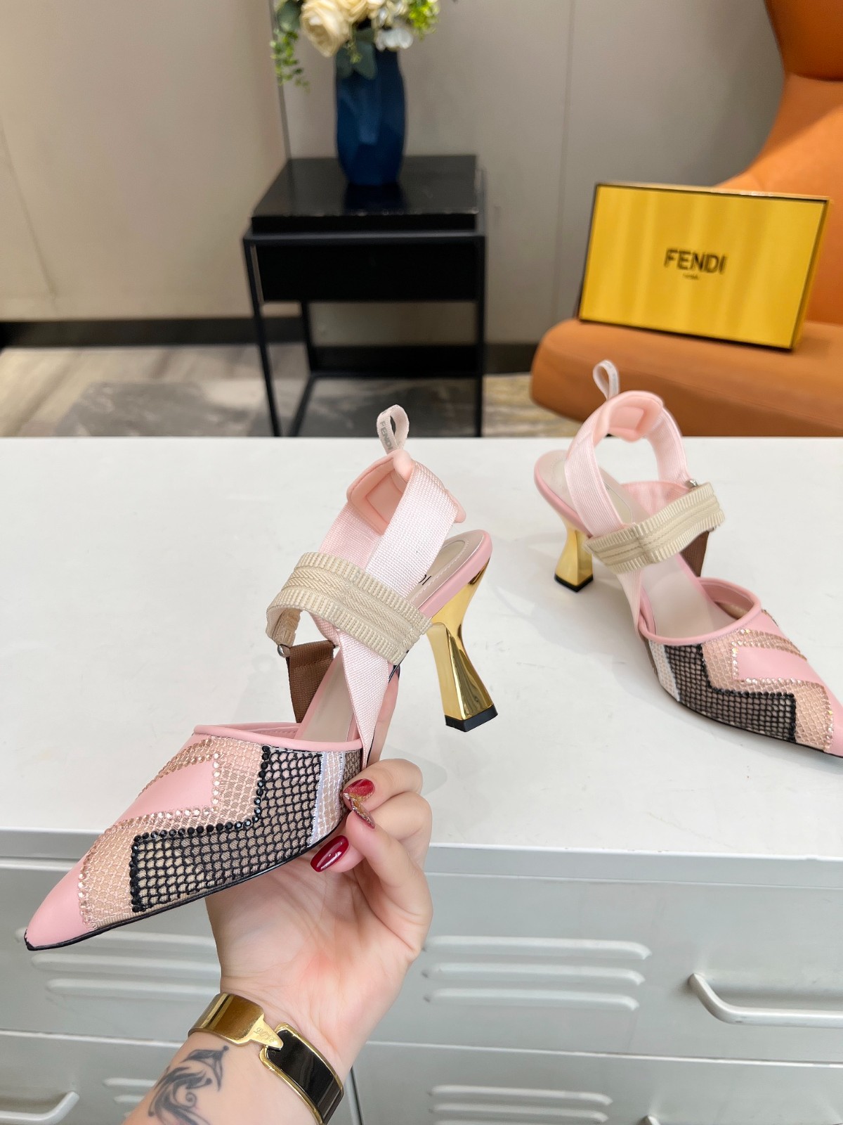 036 30123104 SIZE 35-42