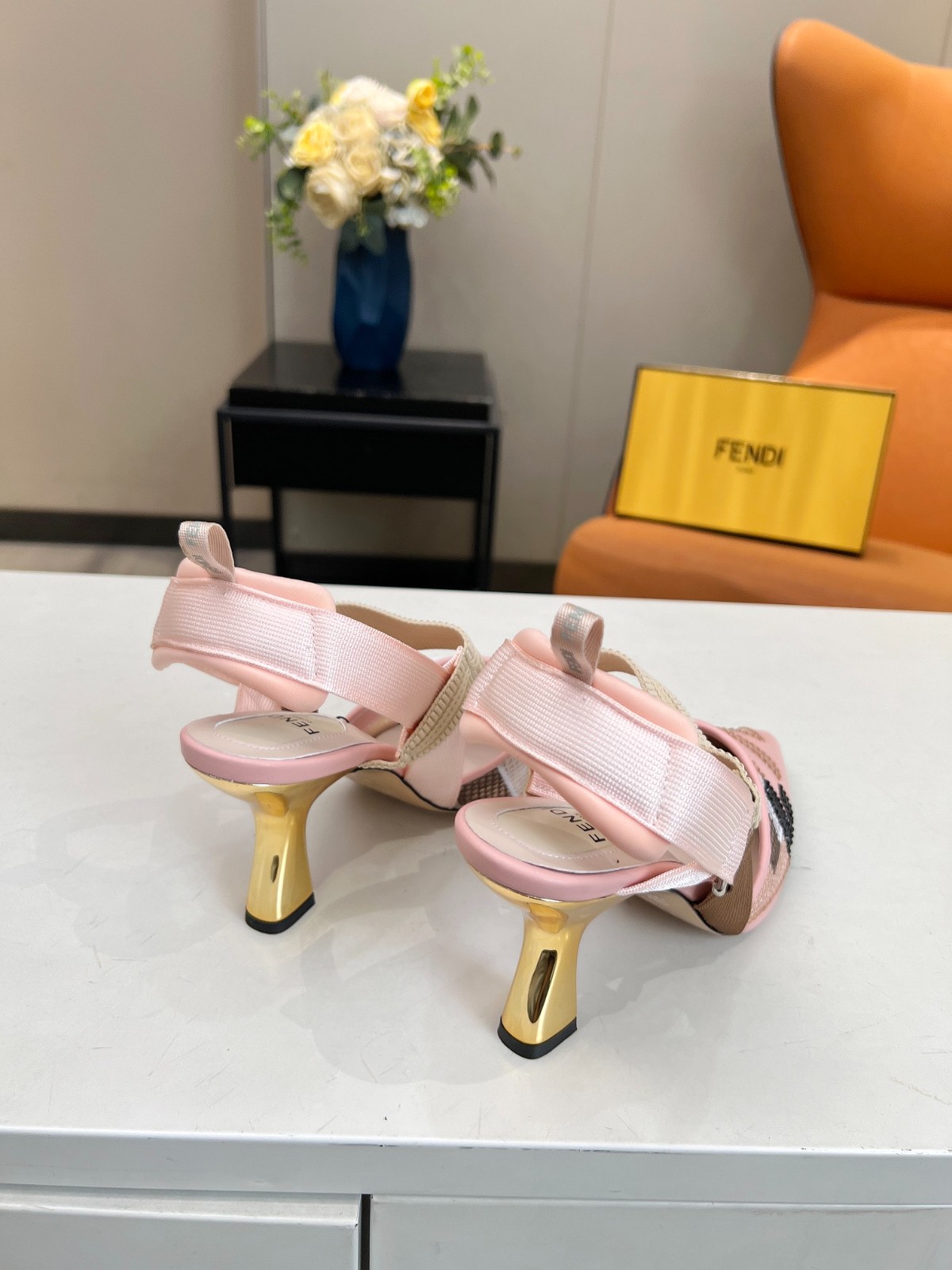 036 30123104 SIZE 35-42